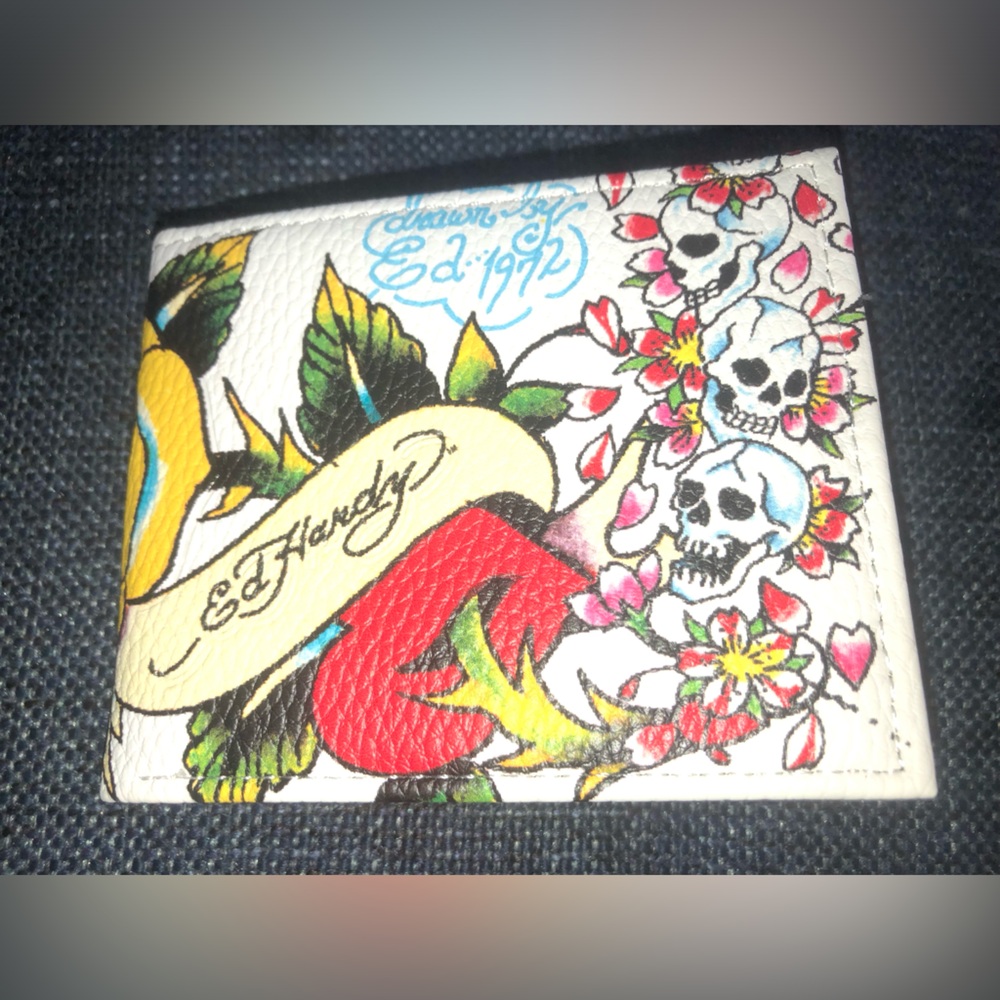 ❤️ Ed Hardy Wallet / Card Holder Tattoo Accents and Vallet / Trinket tray